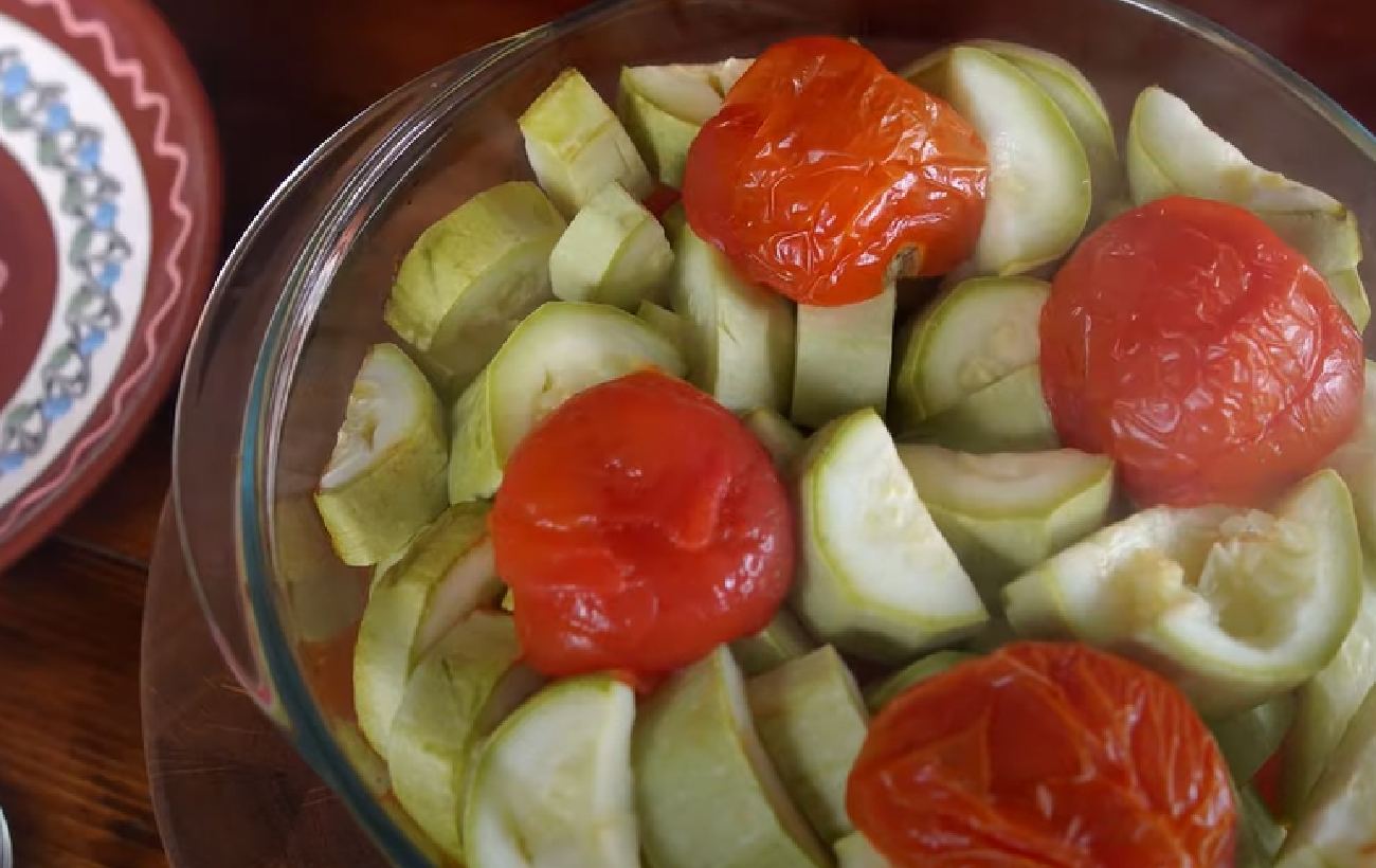 Як готувати кабачкову ікру в духовці: найпростіший рецепт закуски